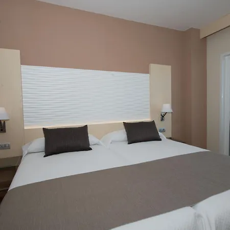 Hl Suitehotel - Adults Only 4* 普拉亚戴尔雷安格莱斯