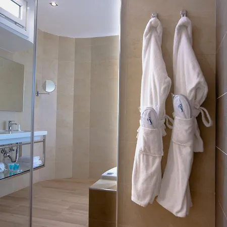 Hl Suitehotel - Adults Only 4*